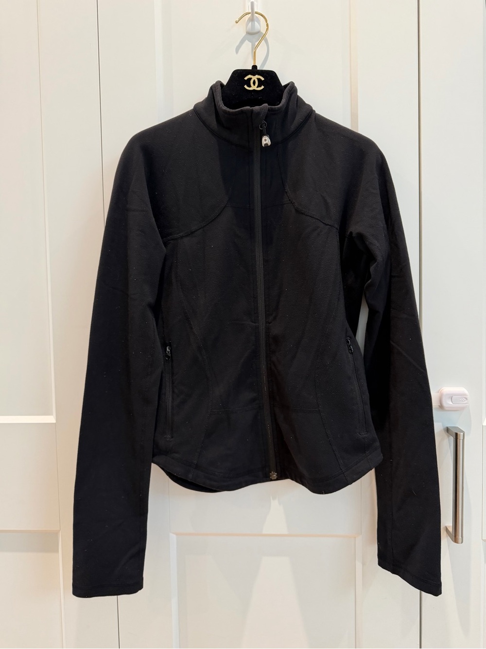🖤Lululemon Black Zip-Up Jacket | Size 8 - Picture 4 of 10